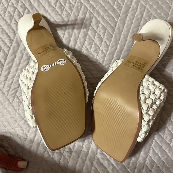 AQUA Womens White Woven Katy Square Toe Stiletto Slip On Heeled Sandal 8.5 - Picture 2 of 3
